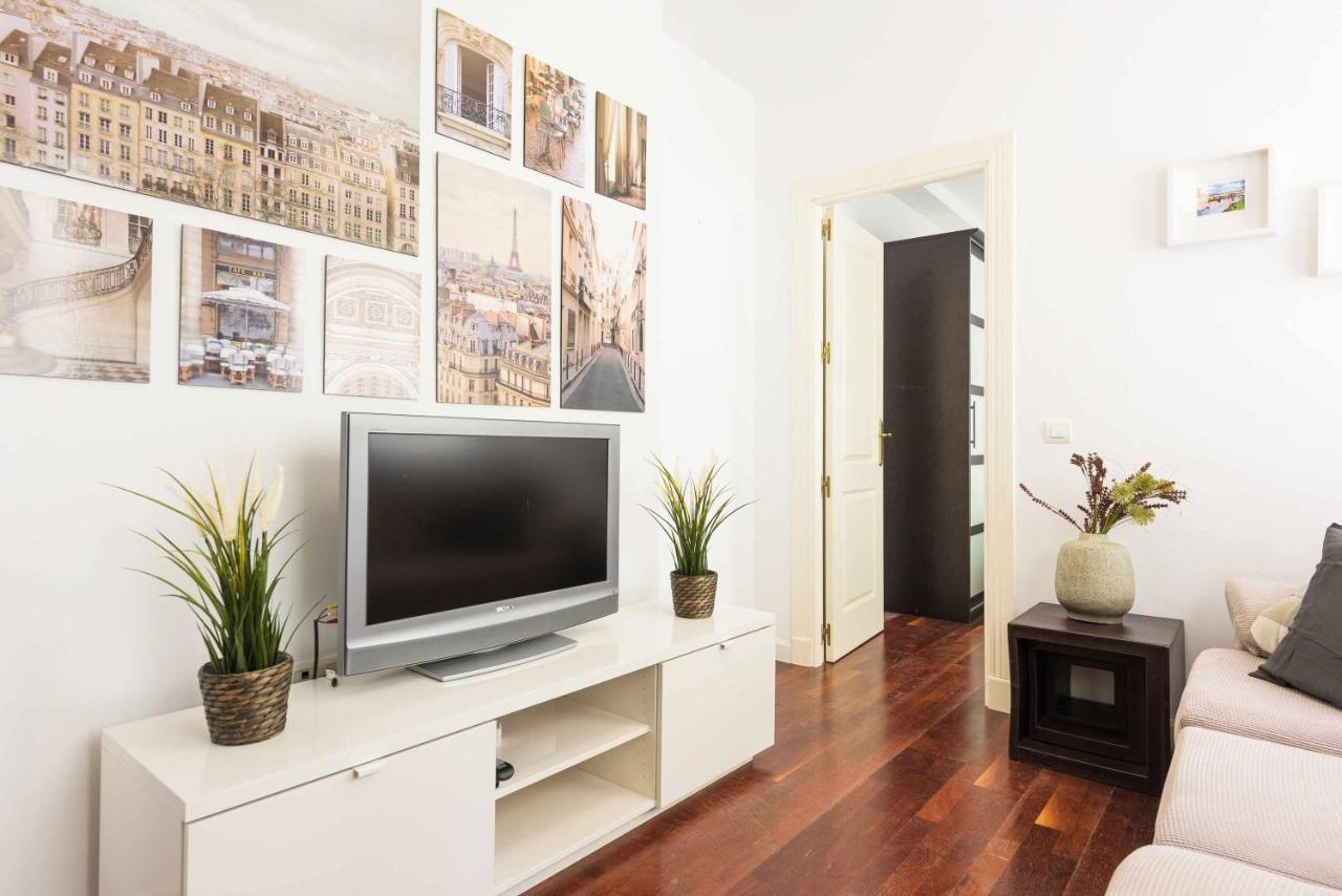 Pineapple Pena 19 Apartment Малага Екстериор снимка